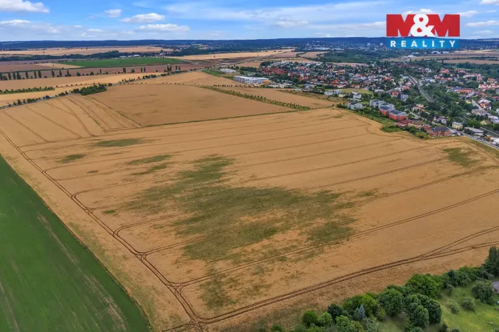 Prodej pole, Praha - Kolovraty, 5870 m2