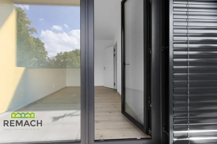 Pronájem bytu 2+kk, Hradec Králové, Pálenecká, 60 m2