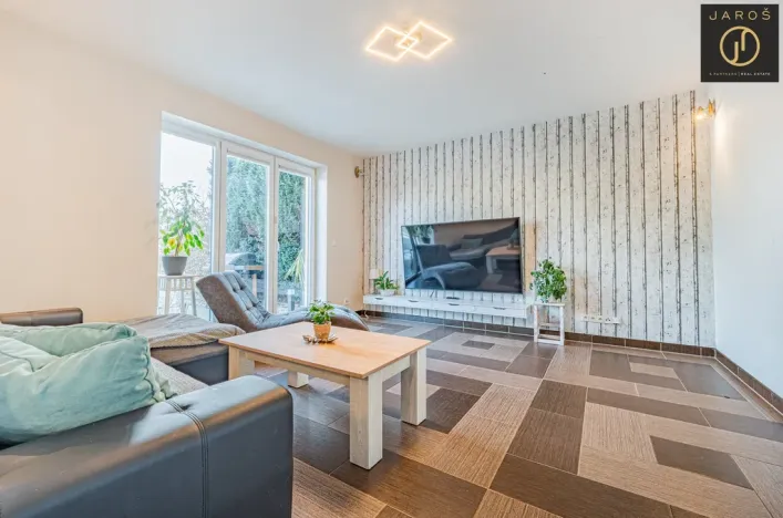 Prodej rodinného domu, Nové Strašecí, Myslivečkova, 100 m2