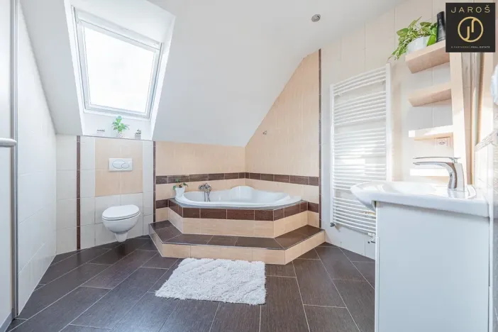 Prodej rodinného domu, Nové Strašecí, Myslivečkova, 100 m2