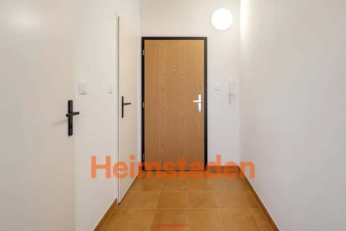 Pronájem bytu 1+kk, Český Těšín, Okružní, 28 m2