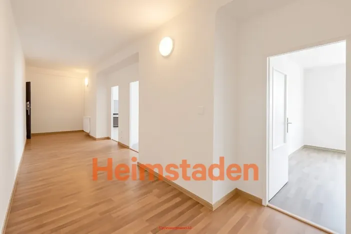 Pronájem bytu 2+1, Havířov - Šumbark, nám. T. G. Masaryka, 61 m2