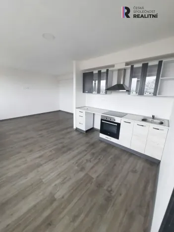 Pronájem bytu 1+kk, Karlovy Vary - Bohatice, Dubová, 38 m2