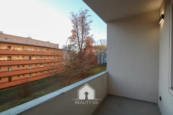 Pronájem bytu 2+kk, Ústí nad Labem, Na Vlnovce, 52 m2