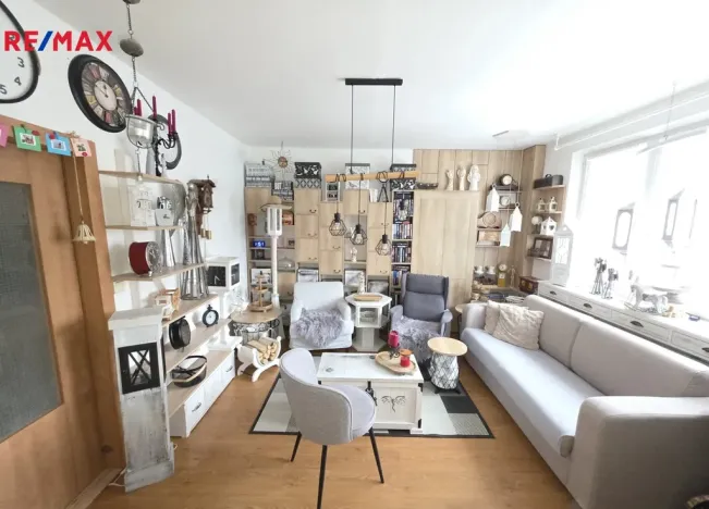 Prodej bytu 2+1, Bruntál, Květná, 43 m2