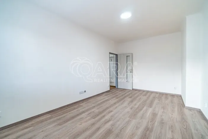 Pronájem bytu 2+1, Kralupy nad Vltavou - Lobeček, Dr. E. Beneše, 53 m2