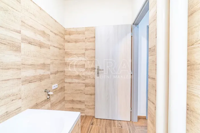 Pronájem bytu 2+1, Kralupy nad Vltavou - Lobeček, Dr. E. Beneše, 53 m2