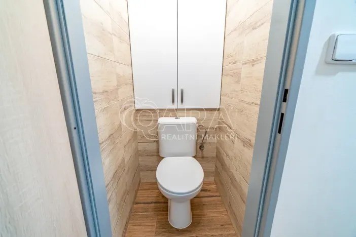 Pronájem bytu 2+1, Kralupy nad Vltavou - Lobeček, Dr. E. Beneše, 53 m2