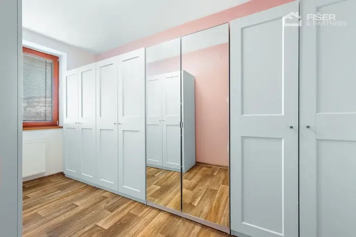 Prodej vícegeneračního domu, Halenkov, 232 m2