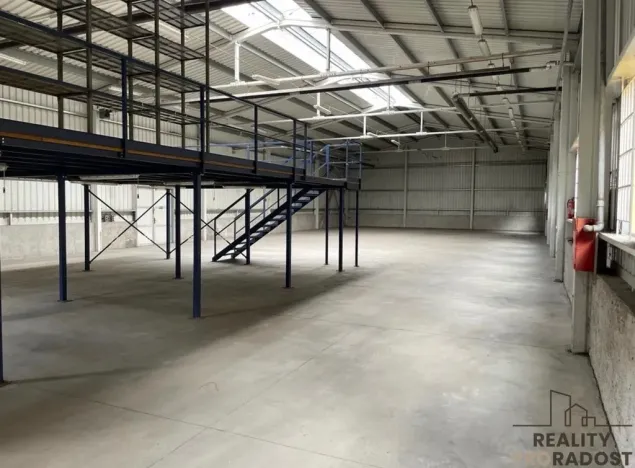 Pronájem komerční nemovitosti, Hostouň, Kladenská, 600 m2