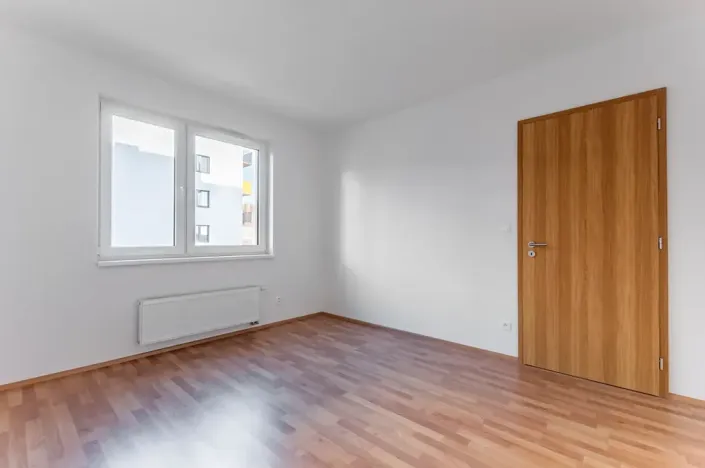 Pronájem bytu 2+kk, Praha - Vysočany, Strnadových, 55 m2