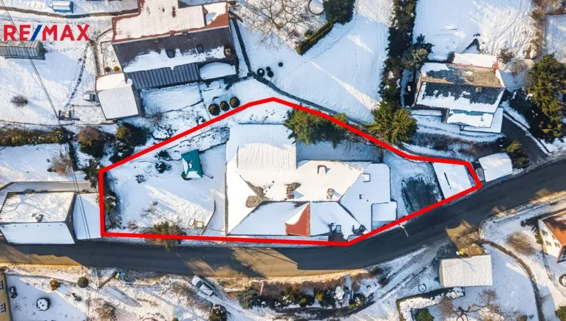 Prodej rodinného domu, Chuchelna - Komárov, 428 m2