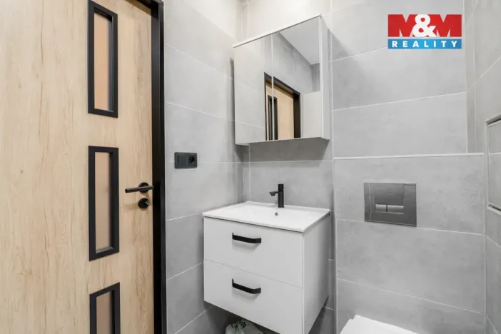 Pronájem bytu 1+1, Ústí nad Labem - Neštěmice, Seifertova, 37 m2