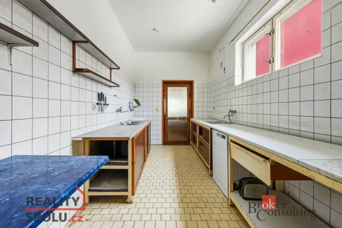 Prodej rodinného domu, Týniště nad Orlicí, V Sítinách, 395 m2