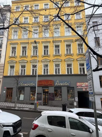 Pronájem bytu 3+1, Praha, Italská, 80 m2