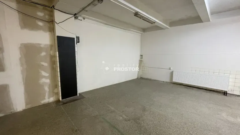 Pronájem výrobních prostor, Jirny, Tovární, 179 m2