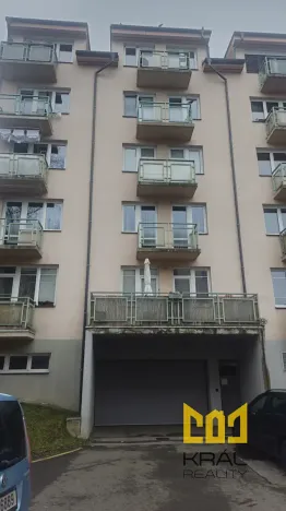 Pronájem garážového stání, Praha - Záběhlice, Záběhlická, 12 m2