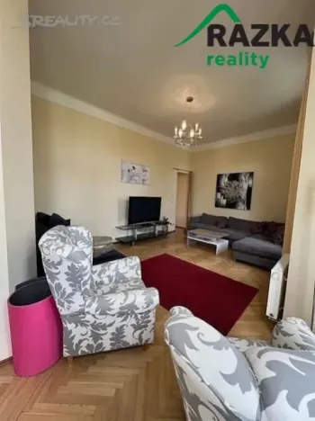 Prodej bytu 3+1, Karlovy Vary - Drahovice, Krále Jiřího, 130 m2