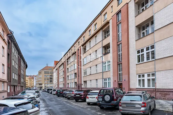 Prodej bytu 4+1, Praha - Dejvice, Kafkova, 125 m2