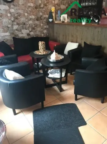 Prodej činžovního domu, Karlovy Vary, Moravská, 50 m2