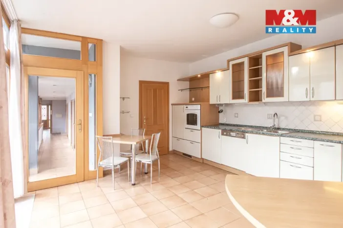 Prodej rodinného domu, Brno - Žebětín, Kohoutovická, 285 m2