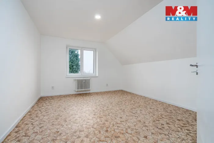 Prodej rodinného domu, Praha - Horní Počernice, Jasenná, 292 m2