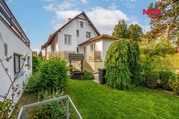 Prodej rodinného domu, Praha - Horní Počernice, Jasenná, 292 m2