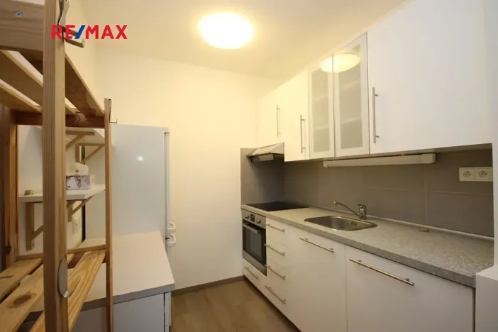 Pronájem bytu 2+kk, Praha - Hlubočepy, Werichova, 45 m2
