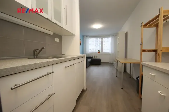 Pronájem bytu 2+kk, Praha - Hlubočepy, Werichova, 45 m2