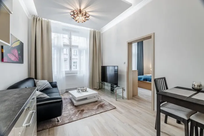 Pronájem bytu 2+kk, Praha - Holešovice, Šimáčkova, 50 m2