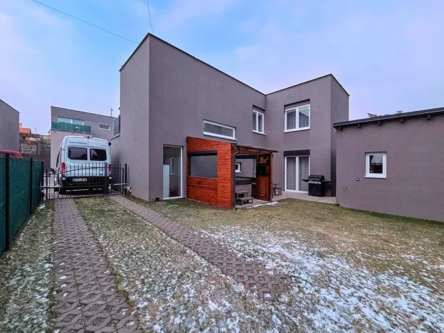 Prodej bytu 2+kk, Modřice, Bobravská, 55 m2