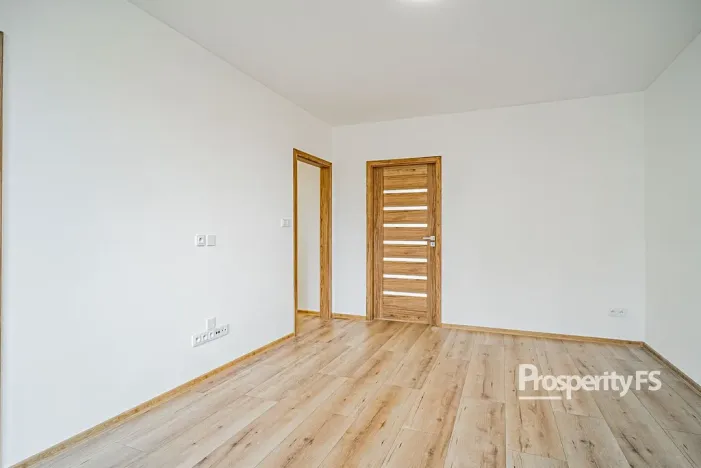 Prodej bytu 2+1, Karviná - Ráj, Kosmonautů, 52 m2