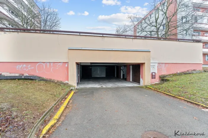 Prodej garáže, Zlín, Křiby, 12 m2