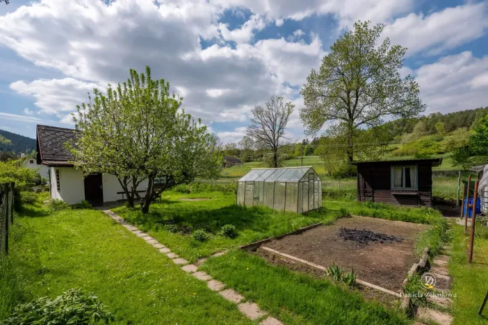 Prodej chaty, Kájov - Staré Dobrkovice, 350 m2