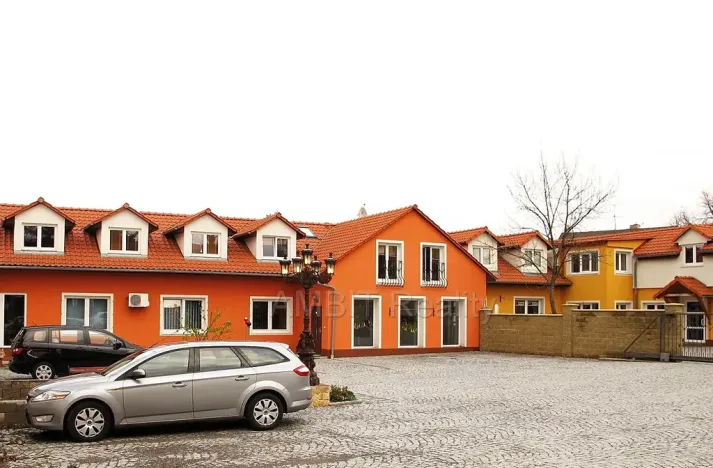 Pronájem kanceláře, Praha - Řepy, Žalanského, 53 m2