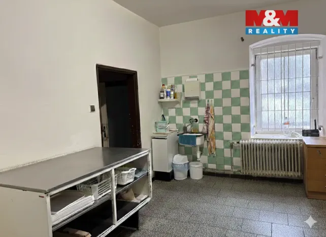 Prodej obchodního prostoru, Bílčice, 1055 m2