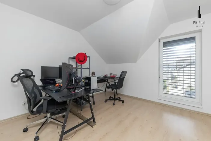 Prodej rodinného domu, Holasice, Čtvrtě, 107 m2