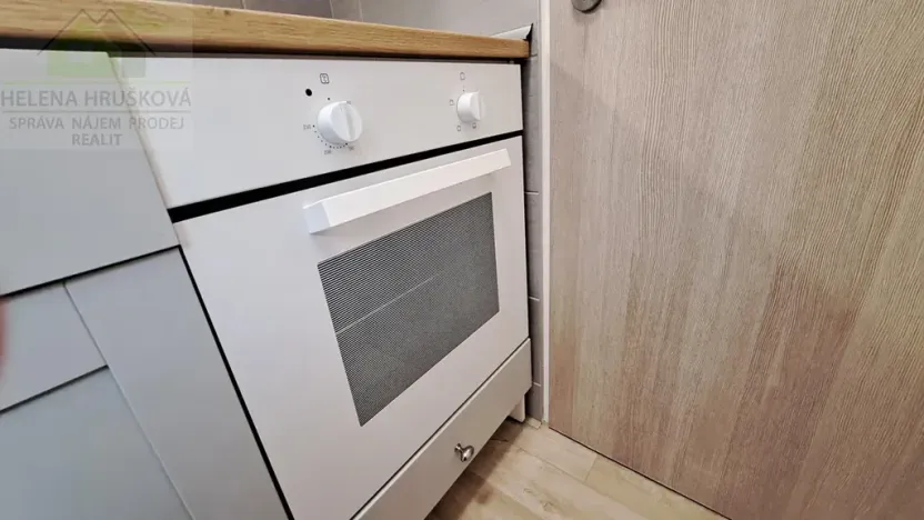 Pronájem bytu 1+kk, Ostrava, Na Fifejdách, 34 m2