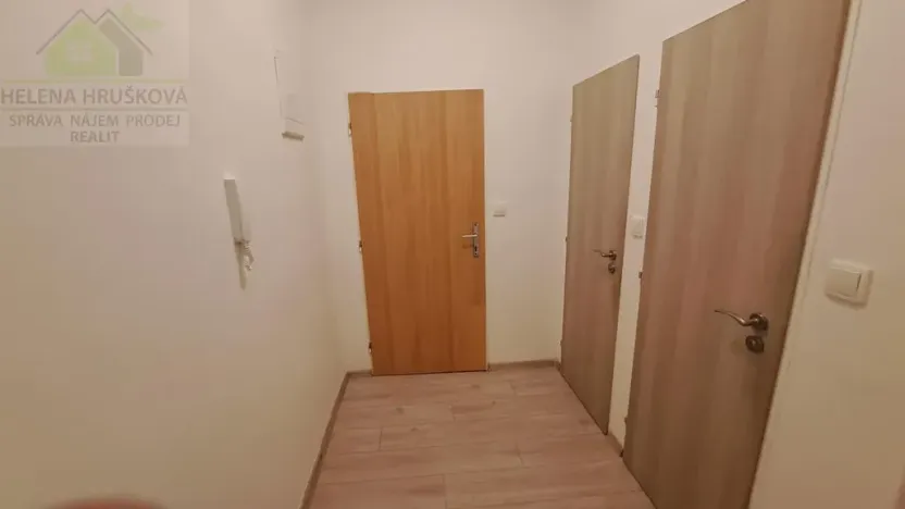 Pronájem bytu 1+kk, Ostrava, Na Fifejdách, 34 m2