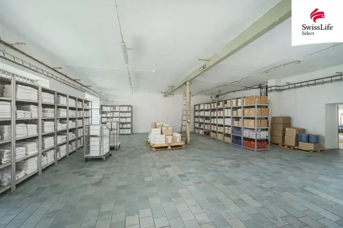 Prodej ubytování, Slaný, Masarykovo náměstí, 1742 m2