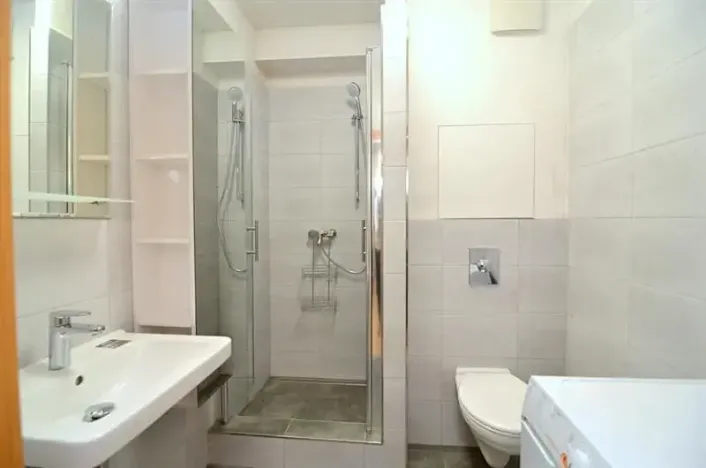 Pronájem bytu 2+kk, Praha - Libeň, Kovanecká, 57 m2