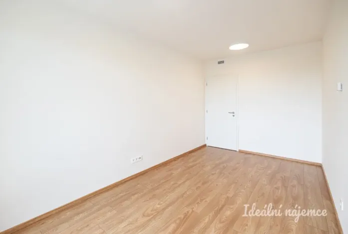 Pronájem bytu 2+kk, Praha - Kamýk, Zimova, 50 m2