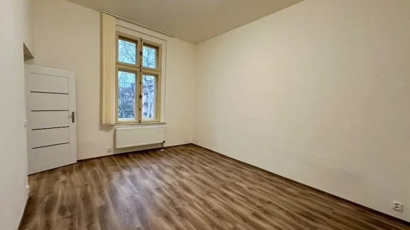 Pronájem bytu 2+kk, Cheb, Židovská, 44 m2