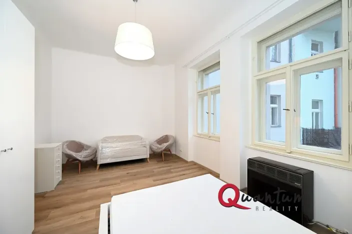 Pronájem bytu 1+1, Praha - Žižkov, Kubelíkova, 39 m2