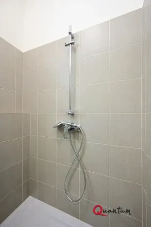 Pronájem bytu 1+1, Praha - Žižkov, Kubelíkova, 39 m2