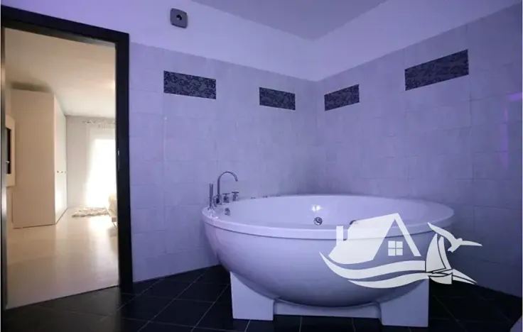 Prodej vily, Pula, Chorvatsko, 310 m2