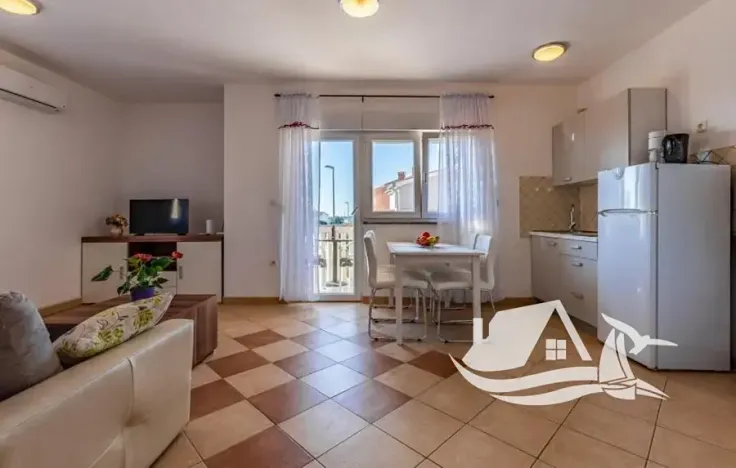 Prodej vícegeneračního domu, Medulin, Chorvatsko, Pošesi, 150 m2