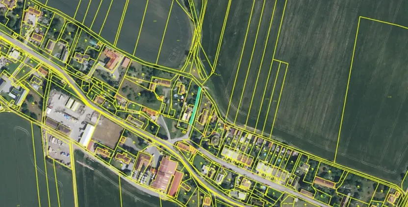 Dražba pozemku, Holín, 198 m2