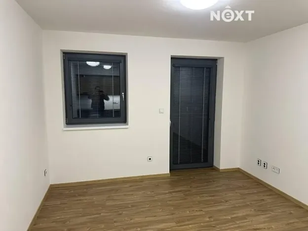Pronájem bytu 2+kk, České Budějovice, Hlinecká, 38 m2
