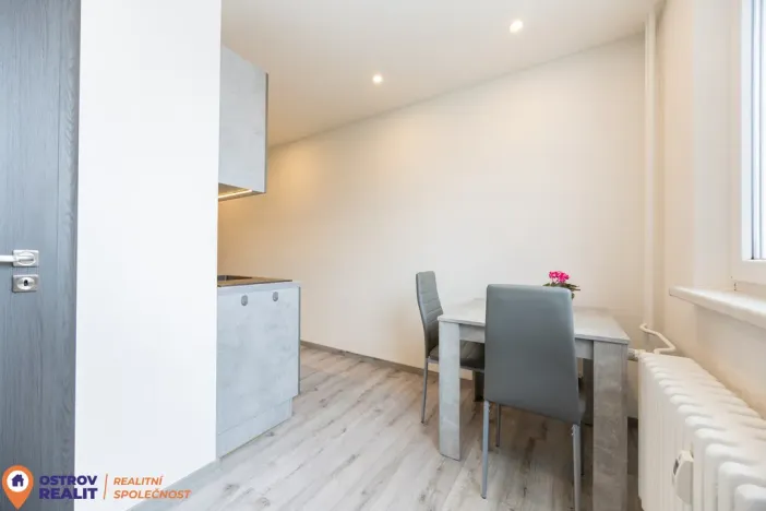 Prodej bytu 2+1, Šumperk, Fibichova, 59 m2